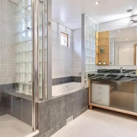 Luxury Pool סינטרה