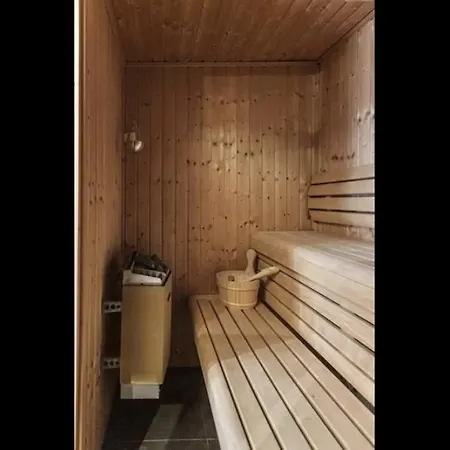 בית אירוח Luxury Pool *